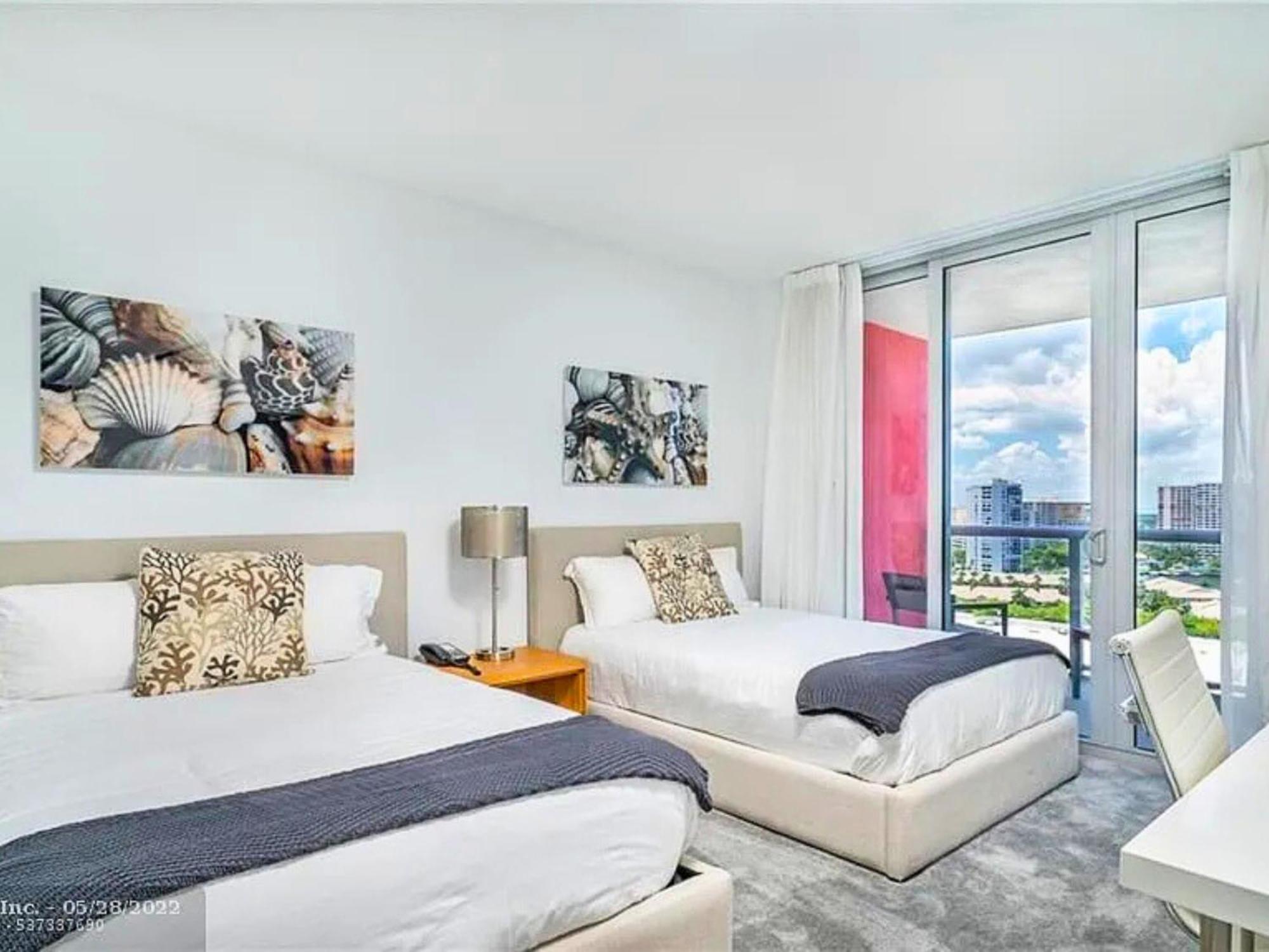 Mvr Apartments At Beachwalk Resort Hallandale Beach Exterior foto